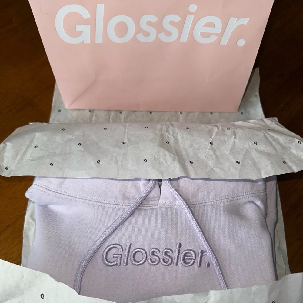Glossier Limited Edition Lavender Hoodie Large NWT - Picture 1 of 12